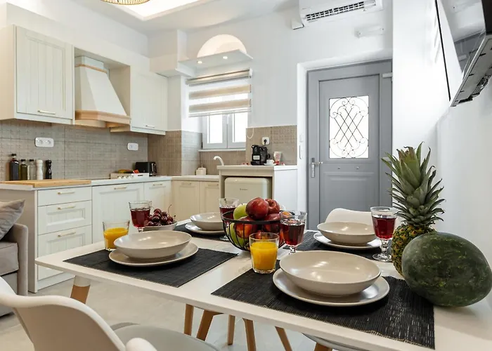 Apartament Philisios 1 *