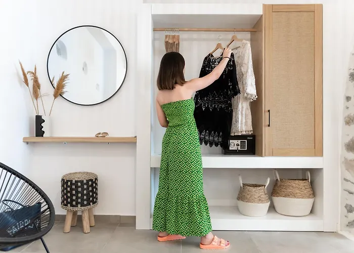 Philisios 1 Naxos City